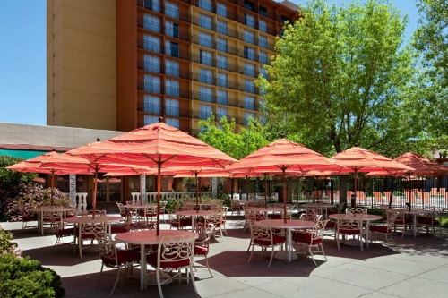 Crowne Plaza Albuquerque 001